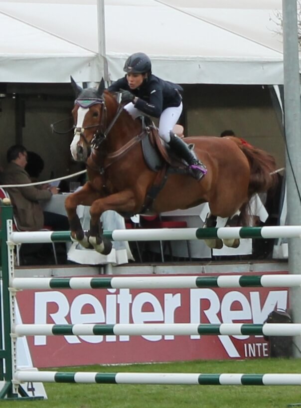 Mynou Diederichsmeier mit ihrem Pferd Goldstar 34 beim Pferdefestival Redefin 2013